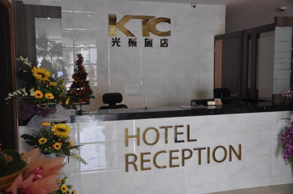 Ktc Hotel Sungkai Exteriör bild